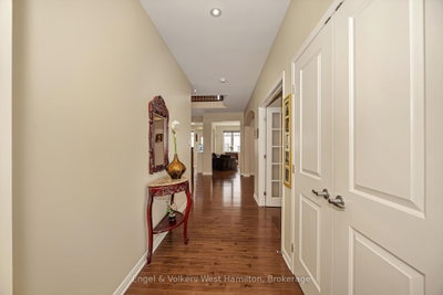333 Percheron Way • Stittsville, ON photo 4