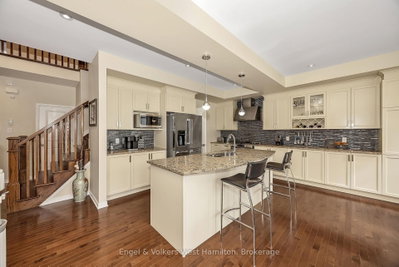 333 Percheron Way • Stittsville, ON photo 6