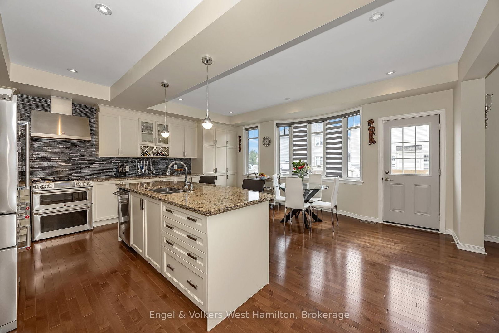 333 Percheron Way • Stittsville, ON photo 9