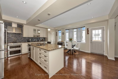 333 Percheron Way • Stittsville, ON photo 9