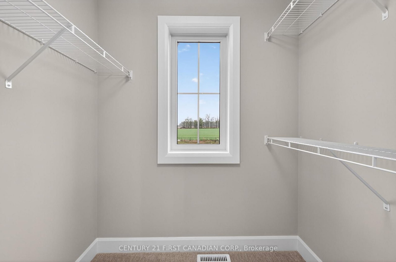107 Sheldabren Street • North Middlesex, ON photo 28
