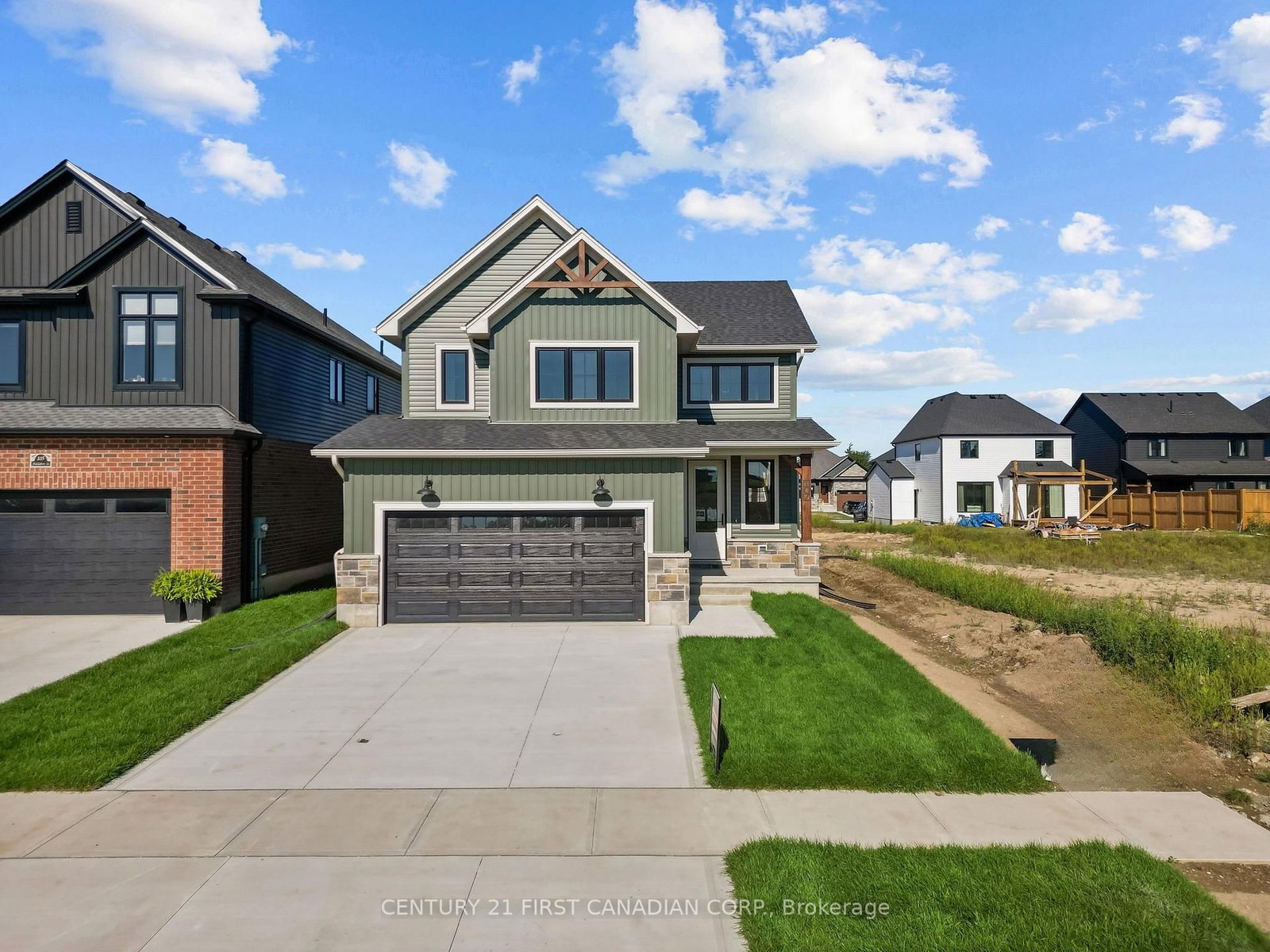 107 Sheldabren Street • North Middlesex, ON photo 3