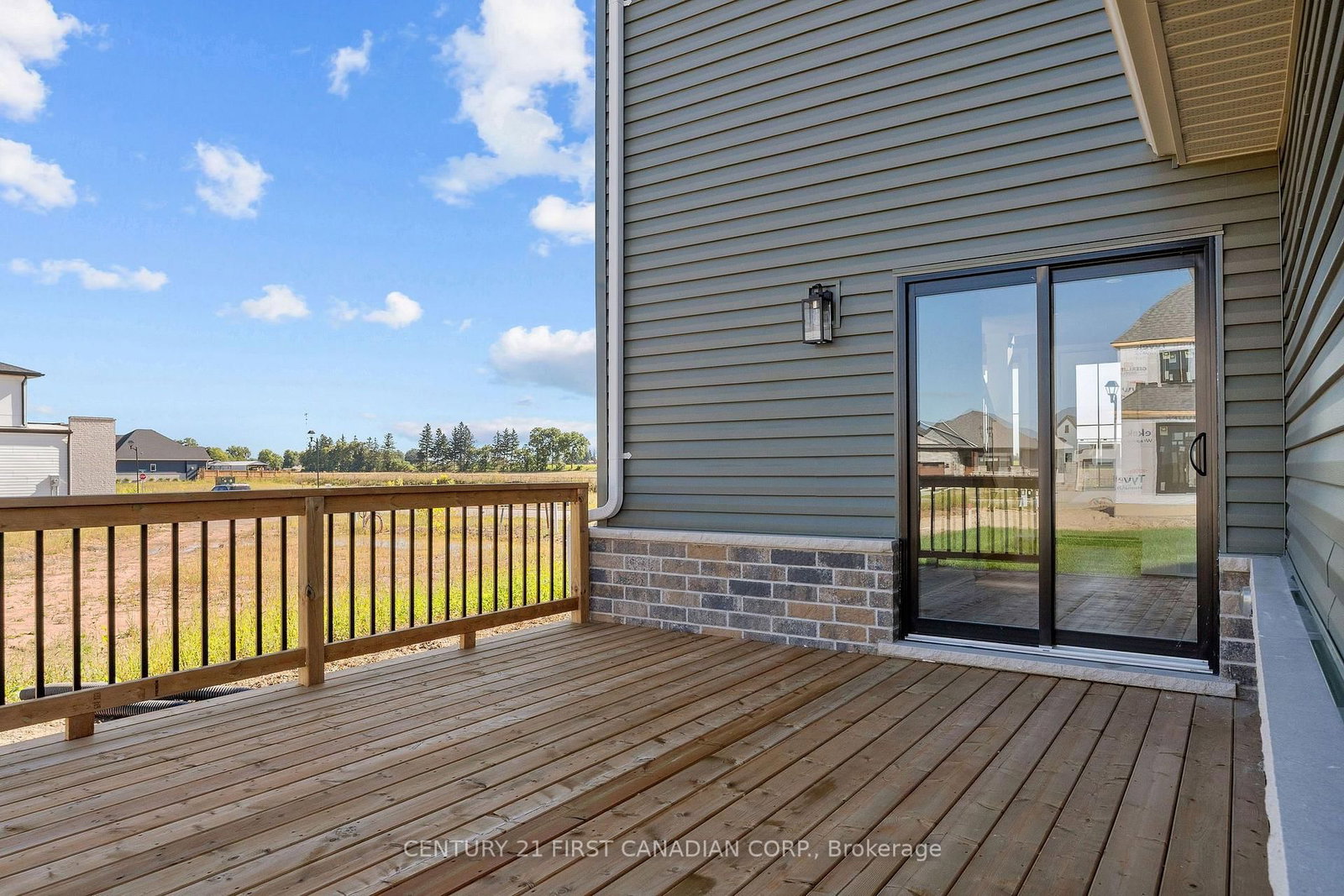 107 Sheldabren Street • North Middlesex, ON photo 38