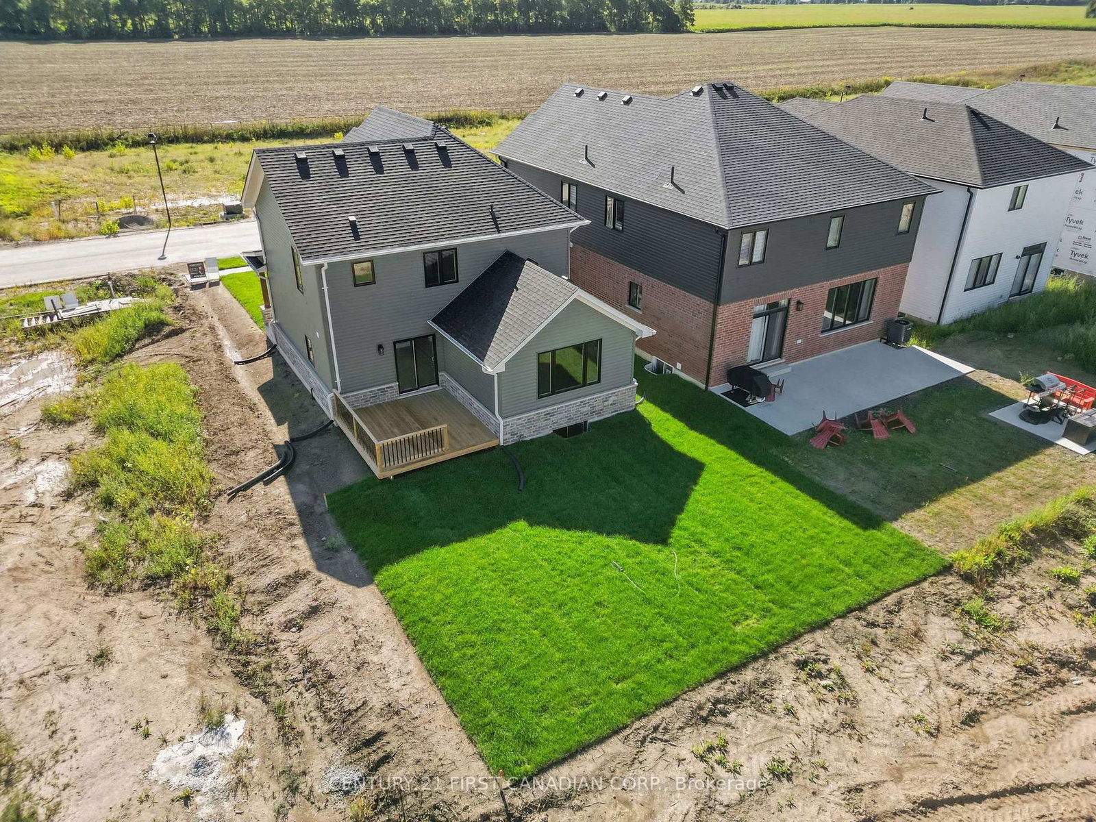 107 Sheldabren Street • North Middlesex, ON photo 39