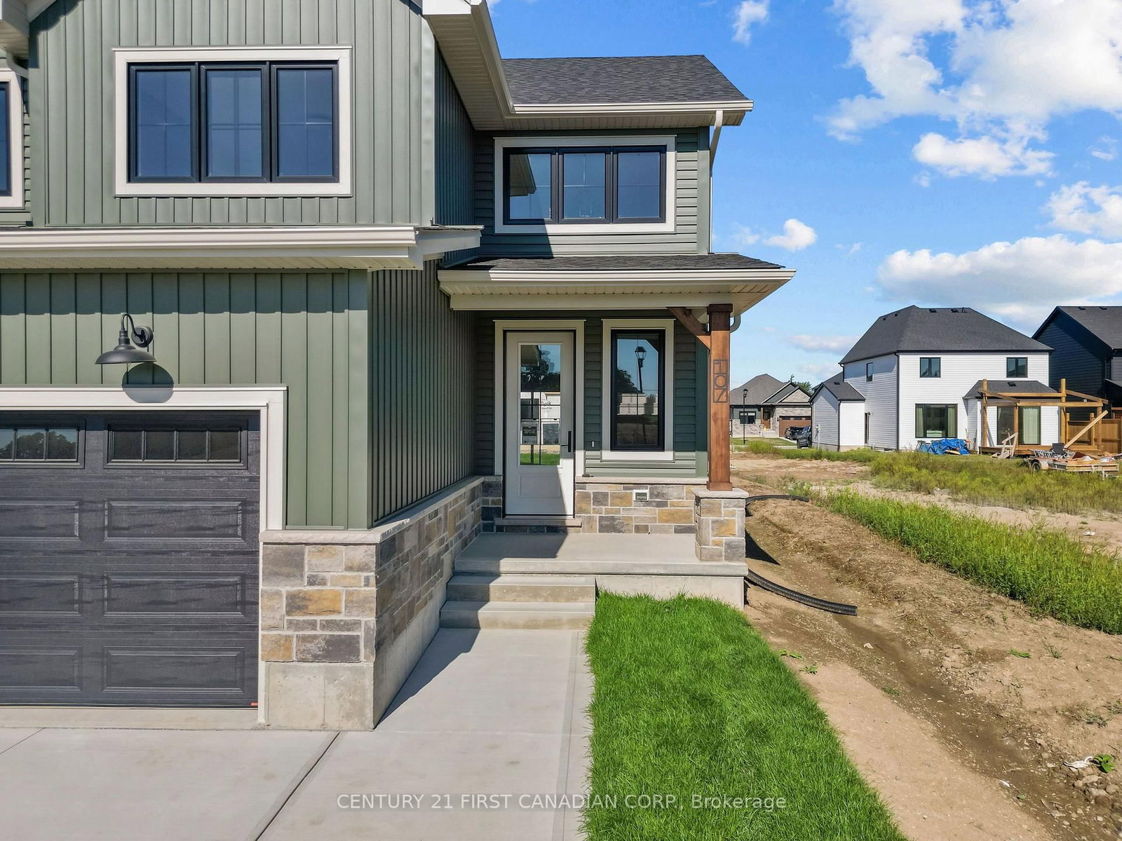 107 Sheldabren Street • North Middlesex, ON photo 5