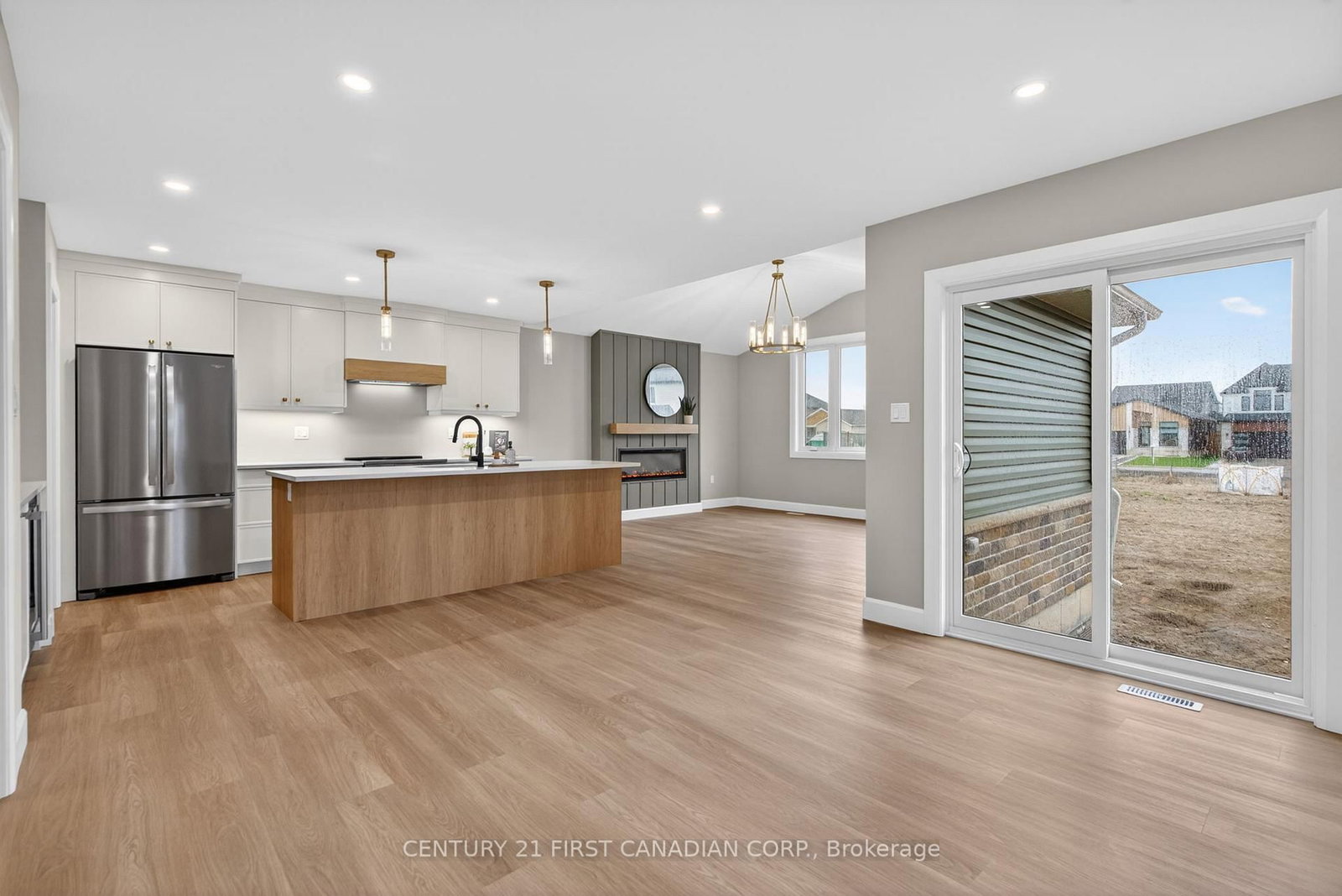 107 Sheldabren Street • North Middlesex, ON photo 9