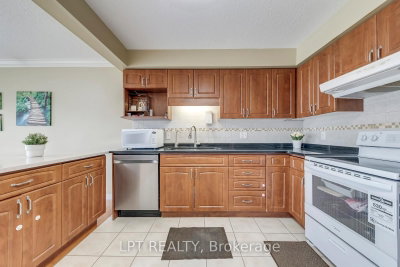 10 Fallowfield Drive • #6 • Kitchener, ON photo 8