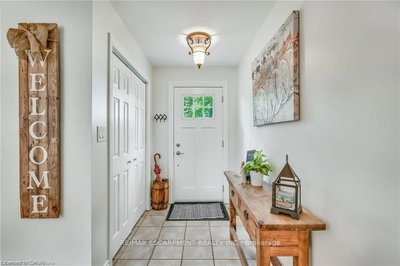 8 Beach Road • Haldimand, ON photo 6
