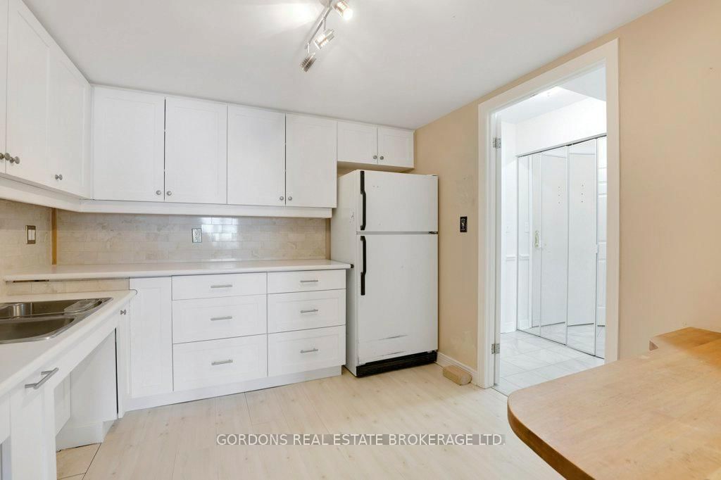 3099 Carling Avenue • #103 • Ottawa, ON photo 12