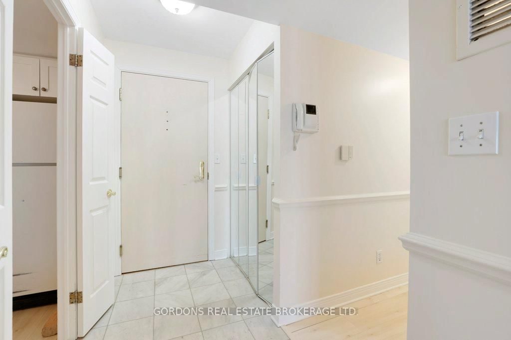 3099 Carling Avenue • #103 • Ottawa, ON photo 7