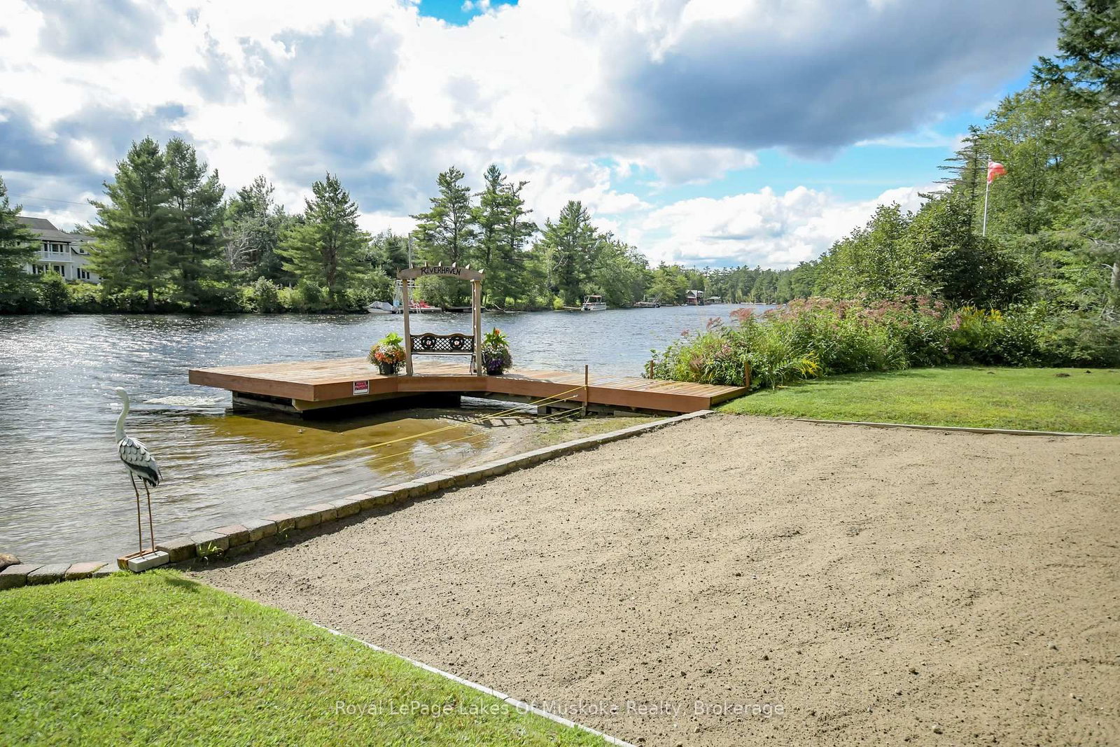 2 W Leslie Drive • Bracebridge, ON photo 11