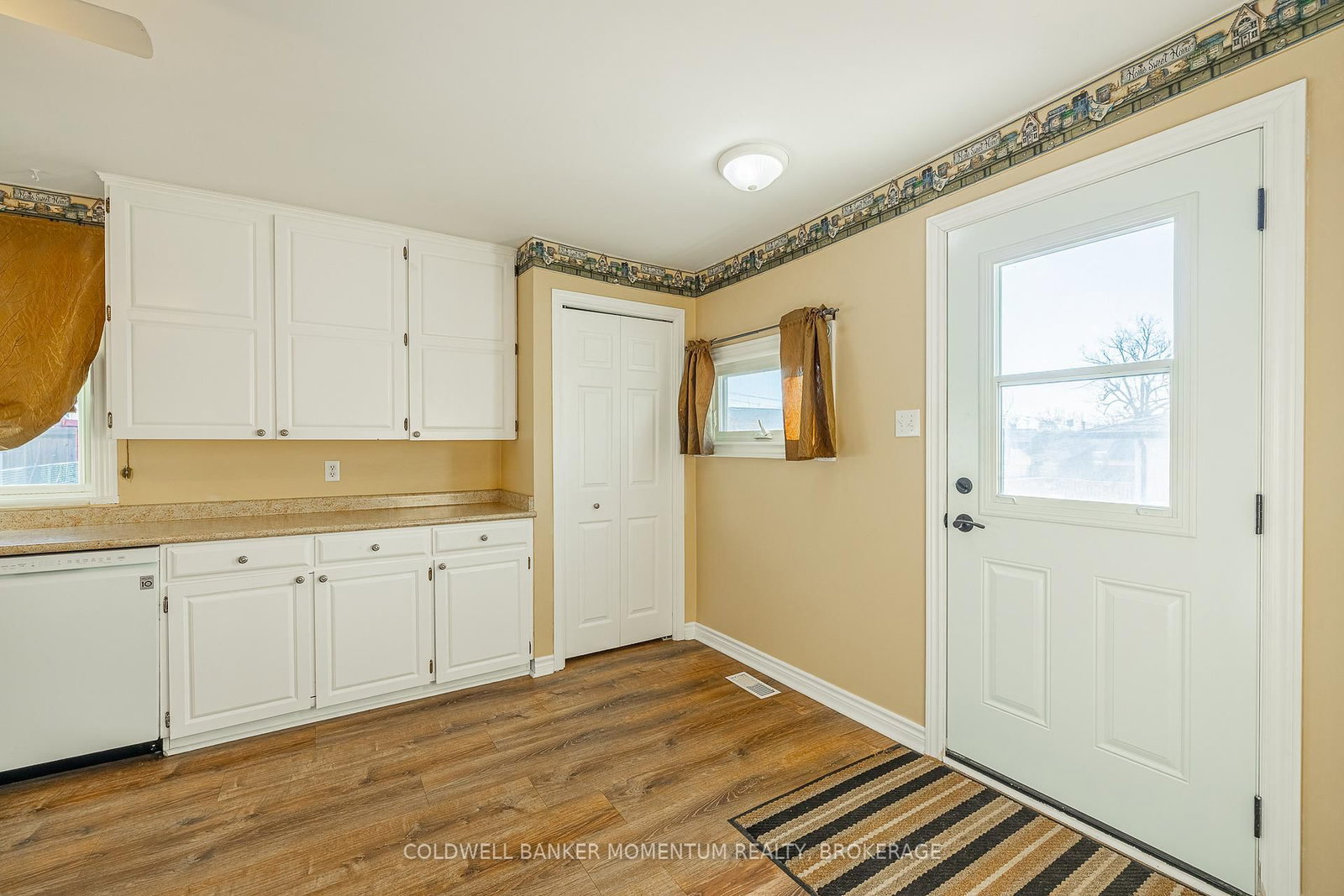 60 Patricia Street • Thorold, ON photo 13