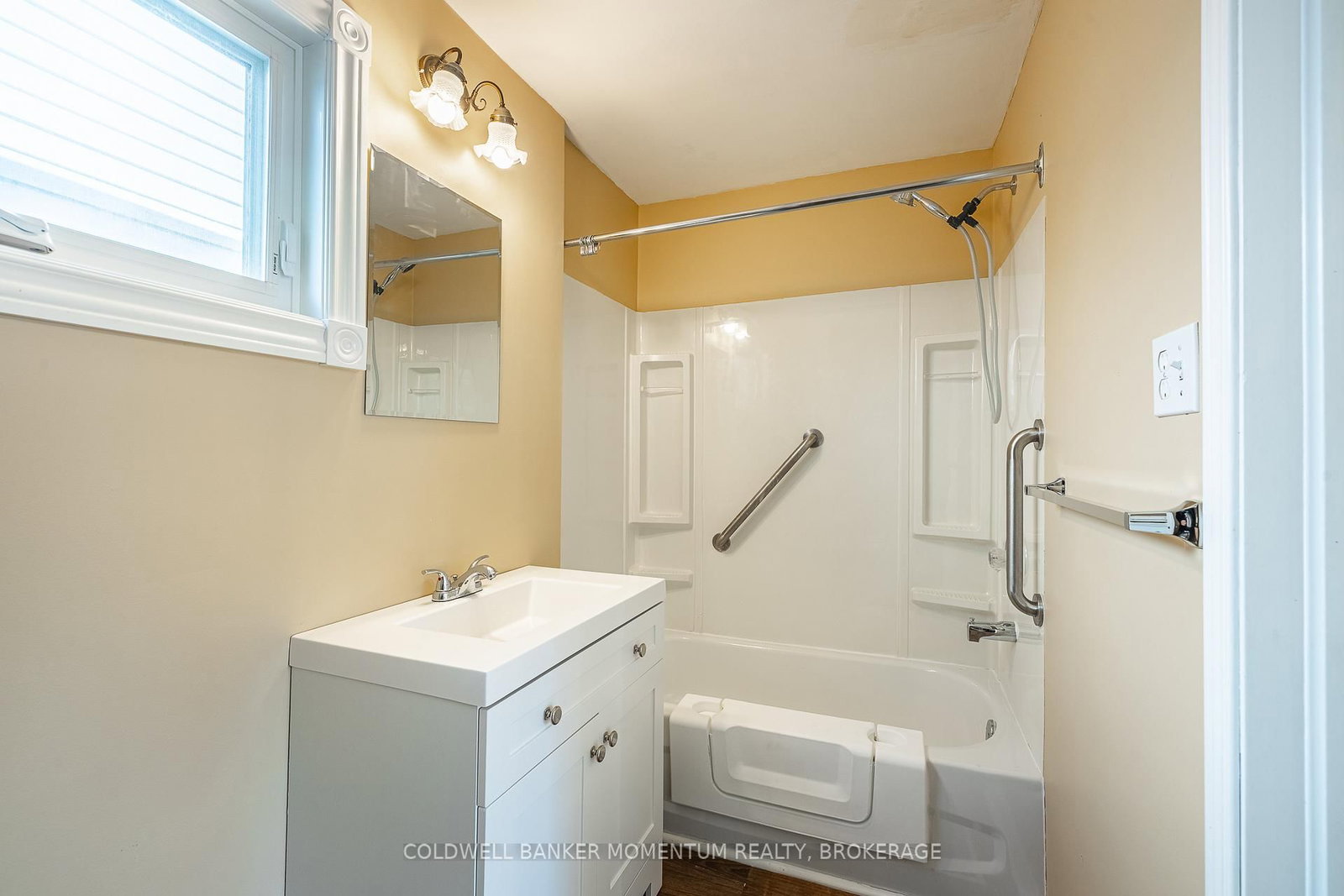 60 Patricia Street • Thorold, ON photo 18