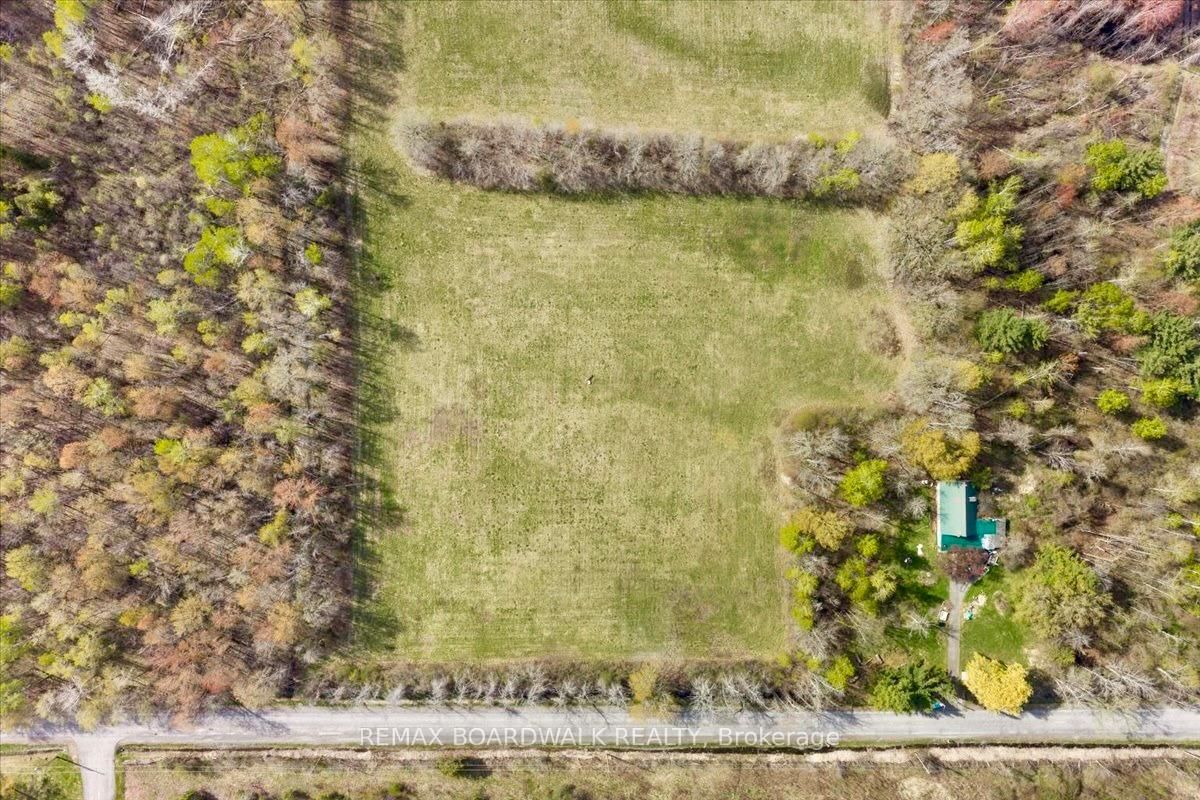 7521 Jock Trail • Richmond, ON photo 7