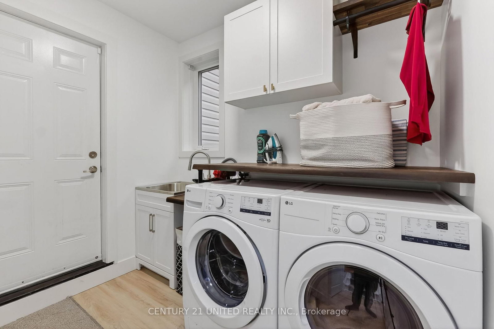 696 FISHER Street • Cobourg, ON photo 33