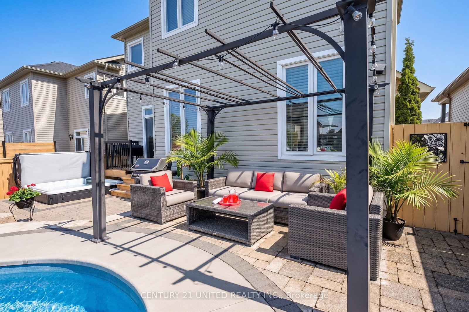 696 FISHER Street • Cobourg, ON photo 39