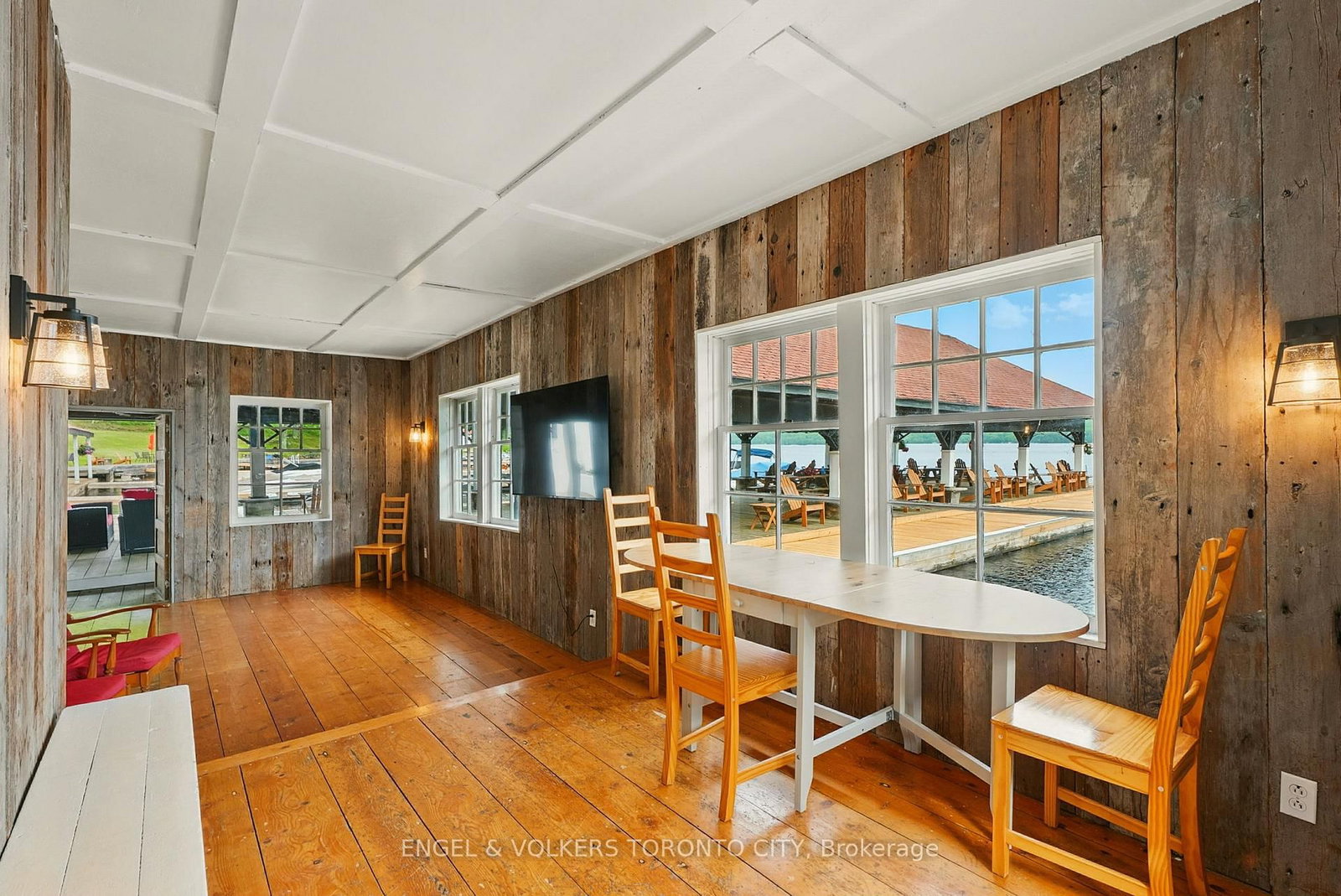 12 Bigwin Island • #126 • Lake of Bays, ON photo 25