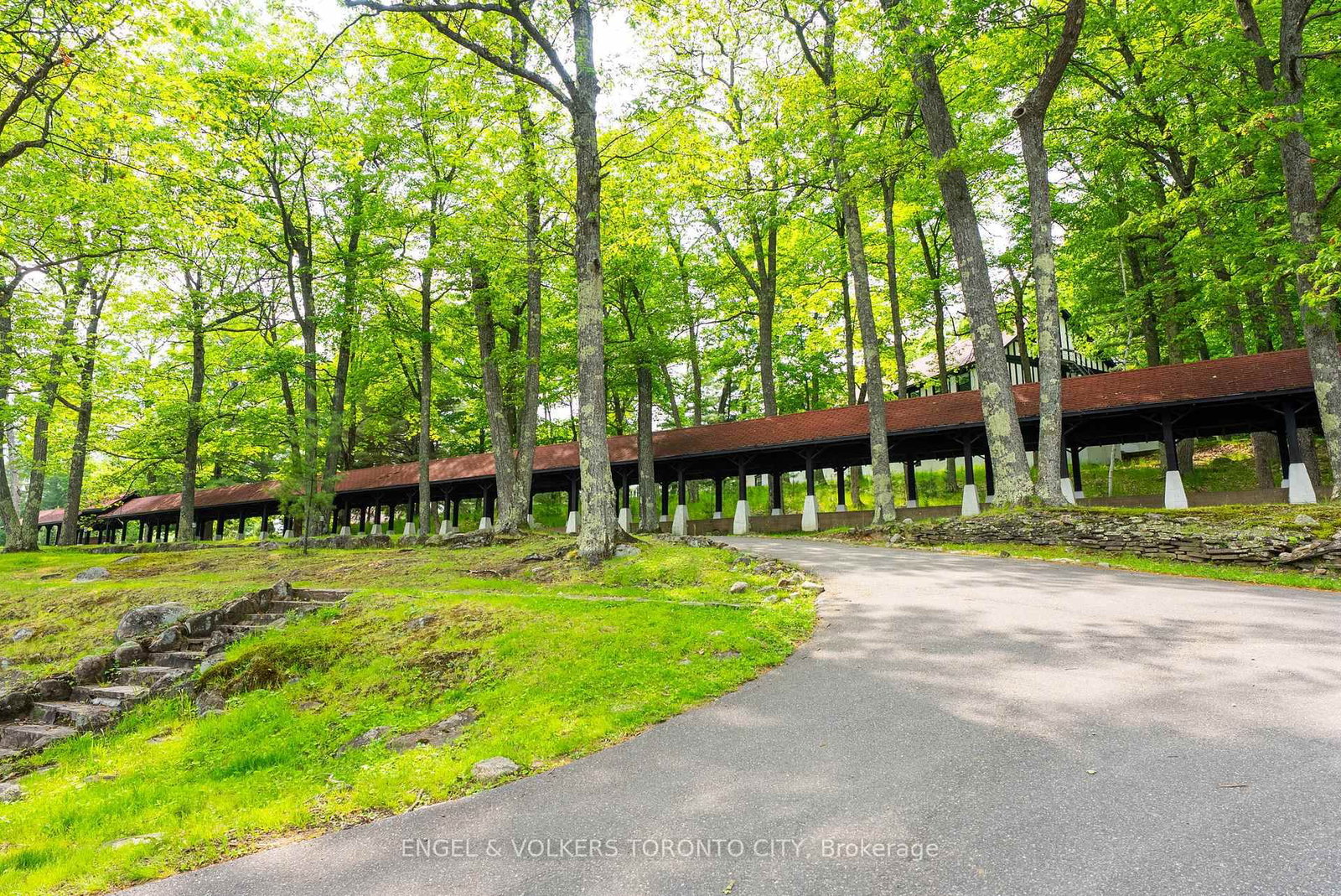 12 Bigwin Island • #126 • Lake of Bays, ON photo 27