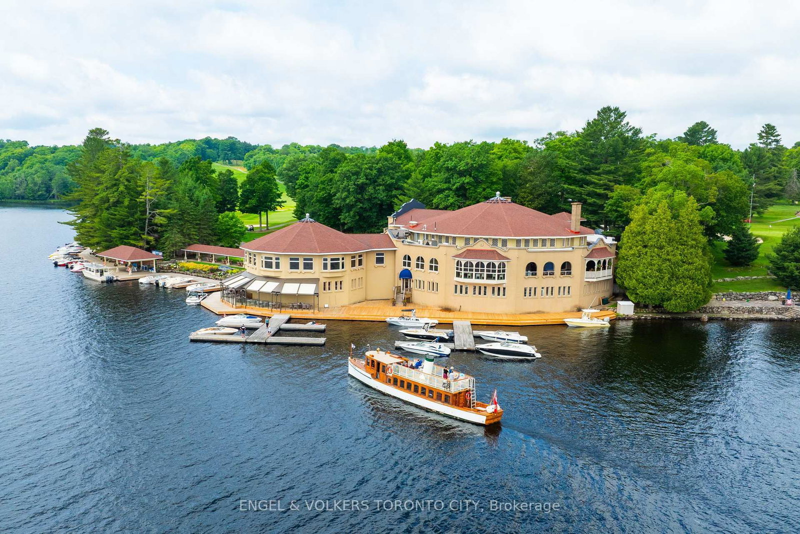 12 Bigwin Island • #126 • Lake of Bays, ON photo 4