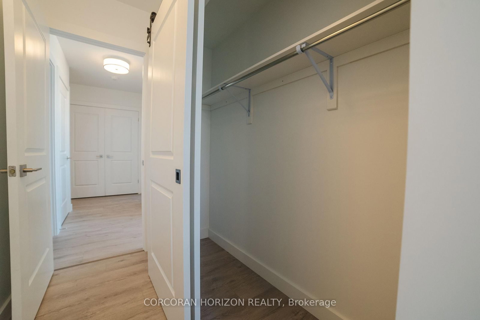 15 Glebe Street S • #1701 • Cambridge, ON photo 13