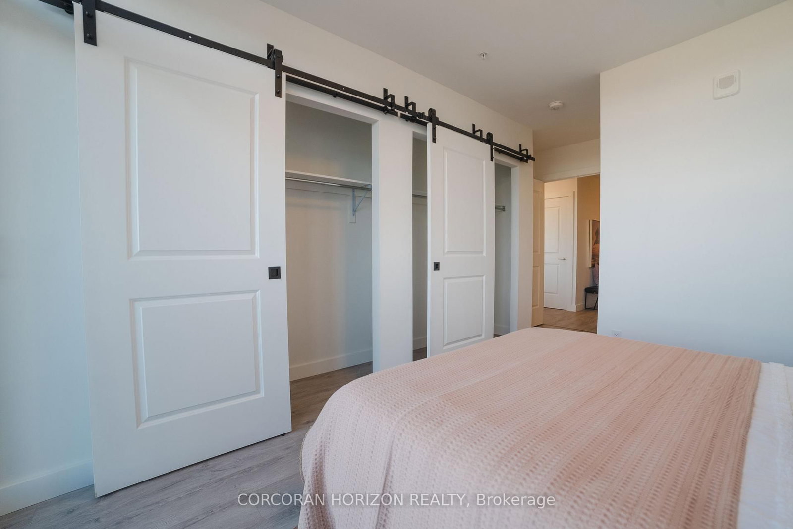 15 Glebe Street S • #1701 • Cambridge, ON photo 17