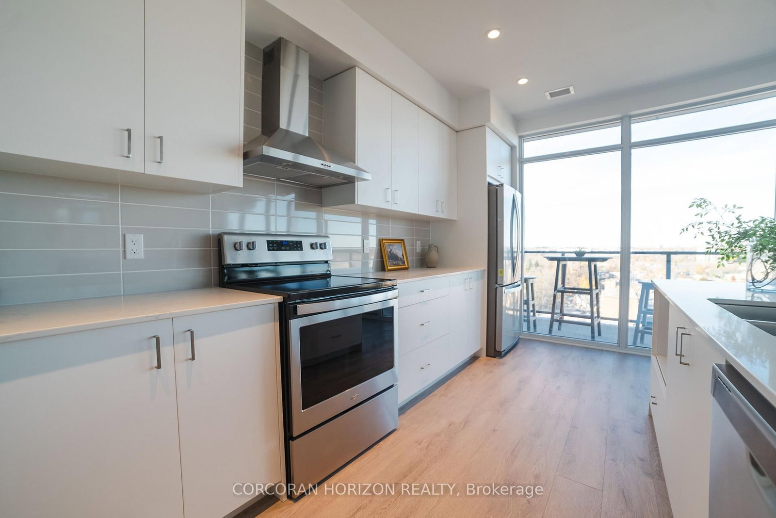 15 Glebe Street S • #1701 • Cambridge, ON photo 5