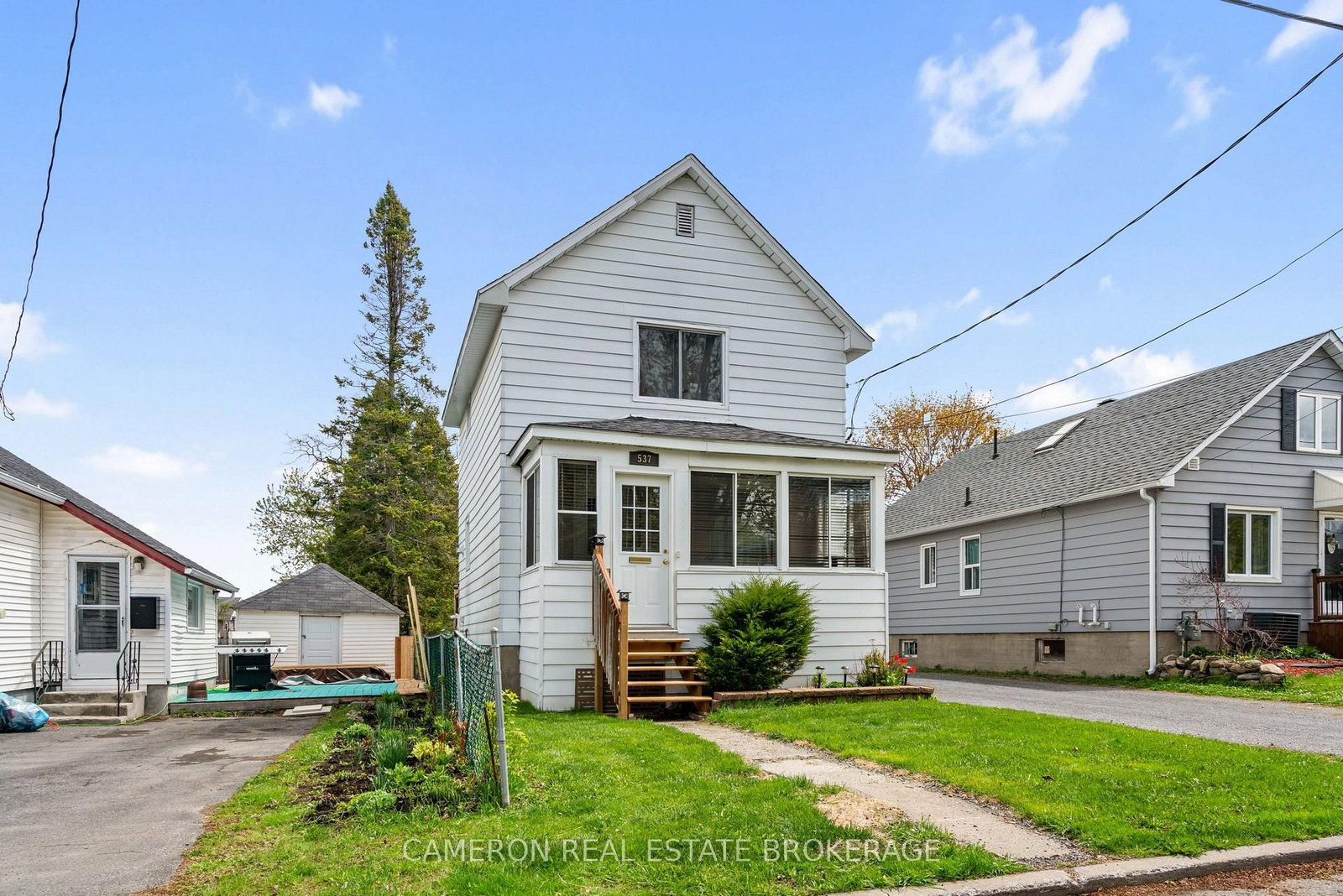 Listing Image 3