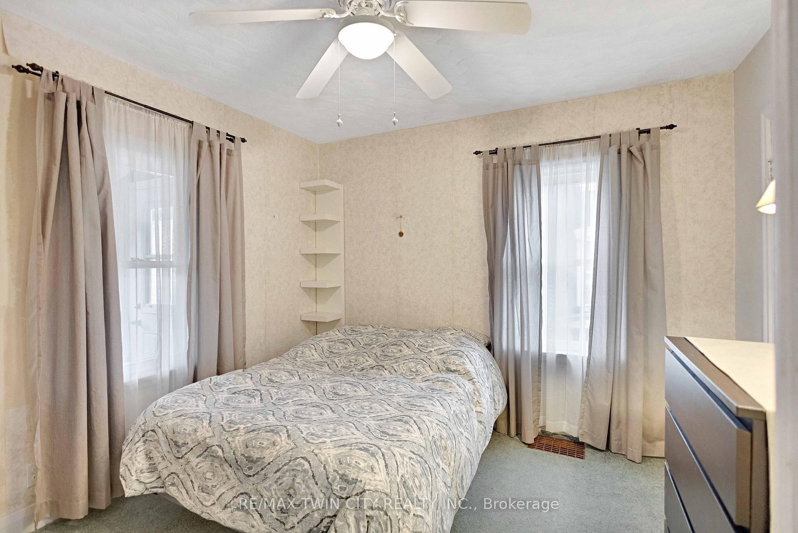 140 Terrace Hill Street • Brantford, ON photo 17