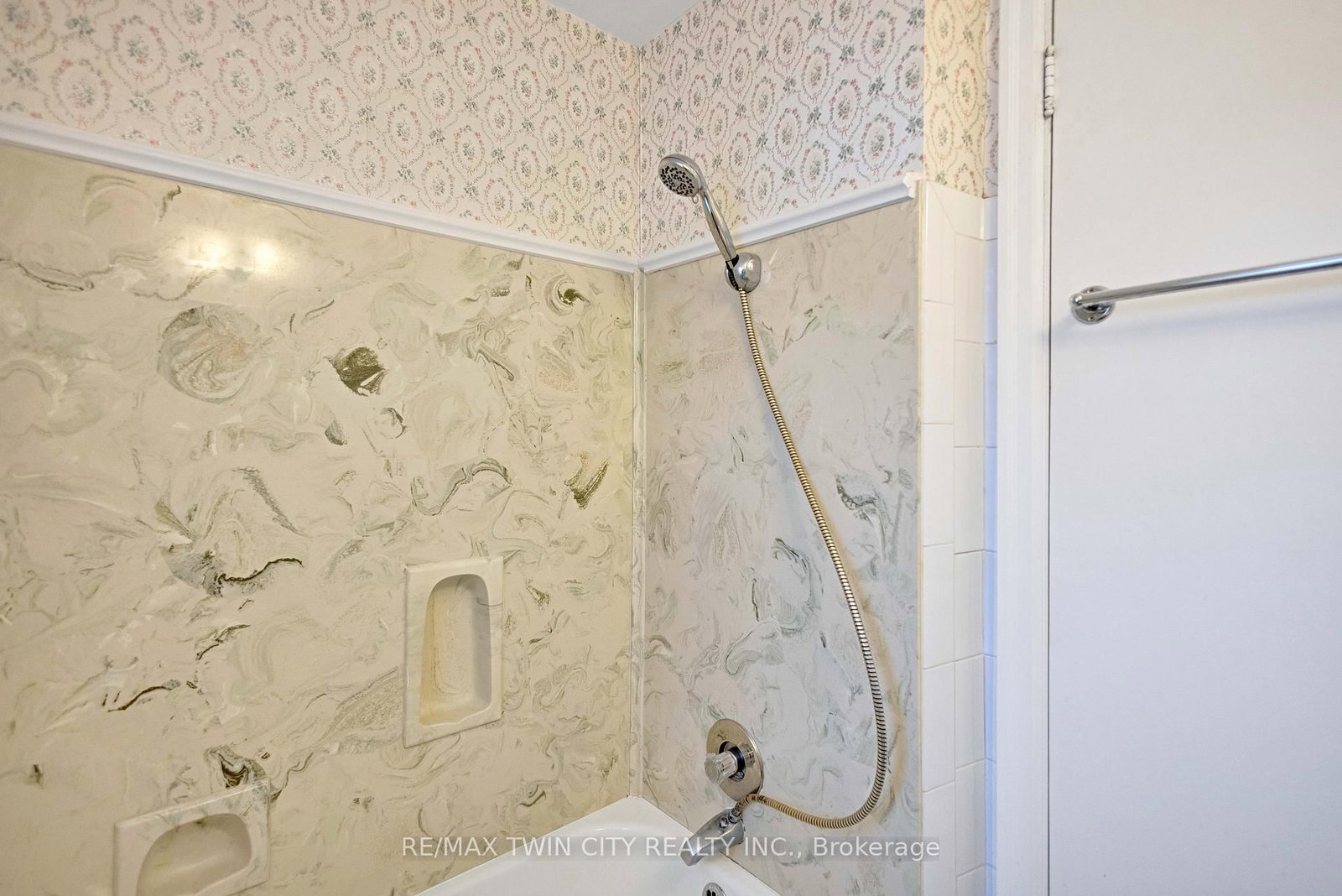 140 Terrace Hill Street • Brantford, ON photo 25