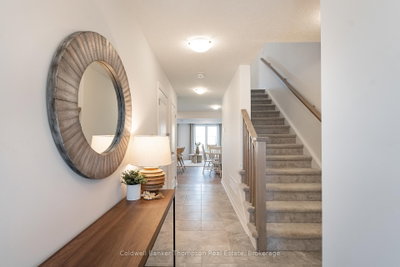 61 Charles Morley Boulevard — photo 2