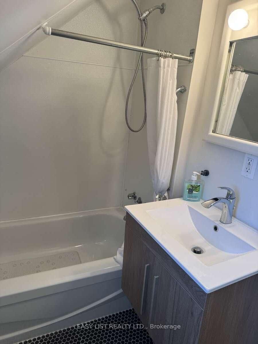 104 Siberia Road • Barry's Bay, ON photo 14