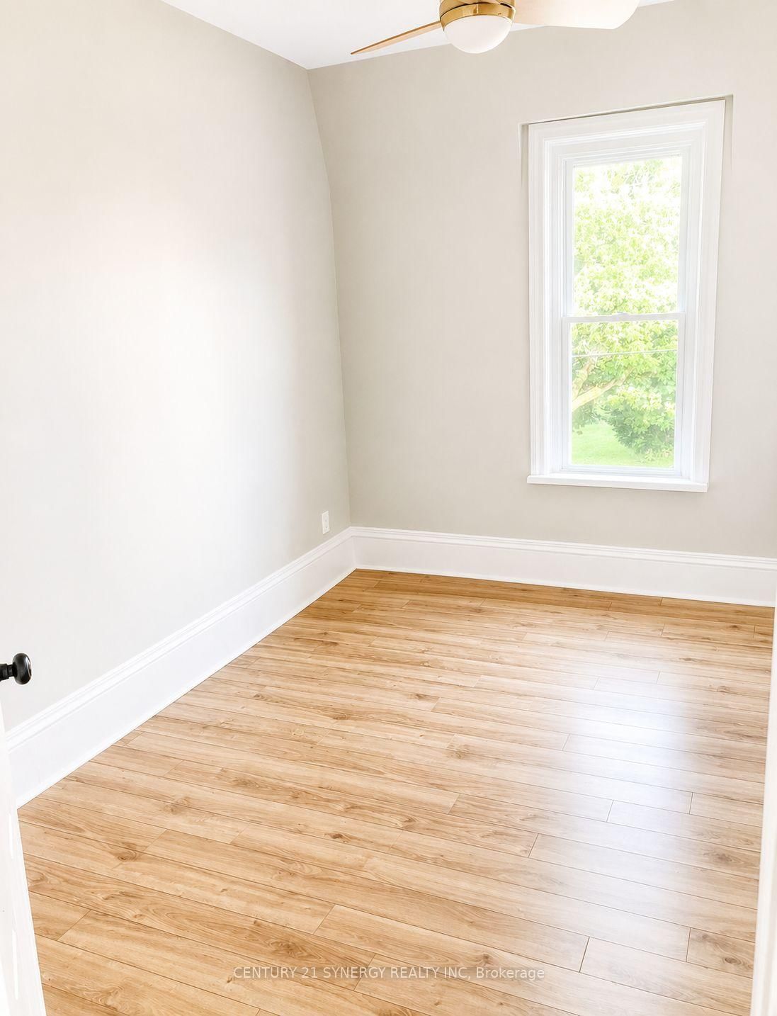 114 E Main Street • Smiths Falls, ON photo 29