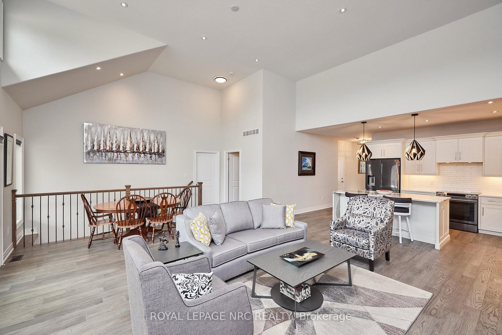 9 Sassafras Row • Fort Erie, ON photo 11