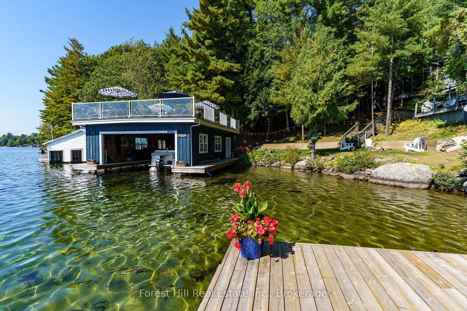 29SL4 Clifton Island • Muskoka Lakes, ON photo 10
