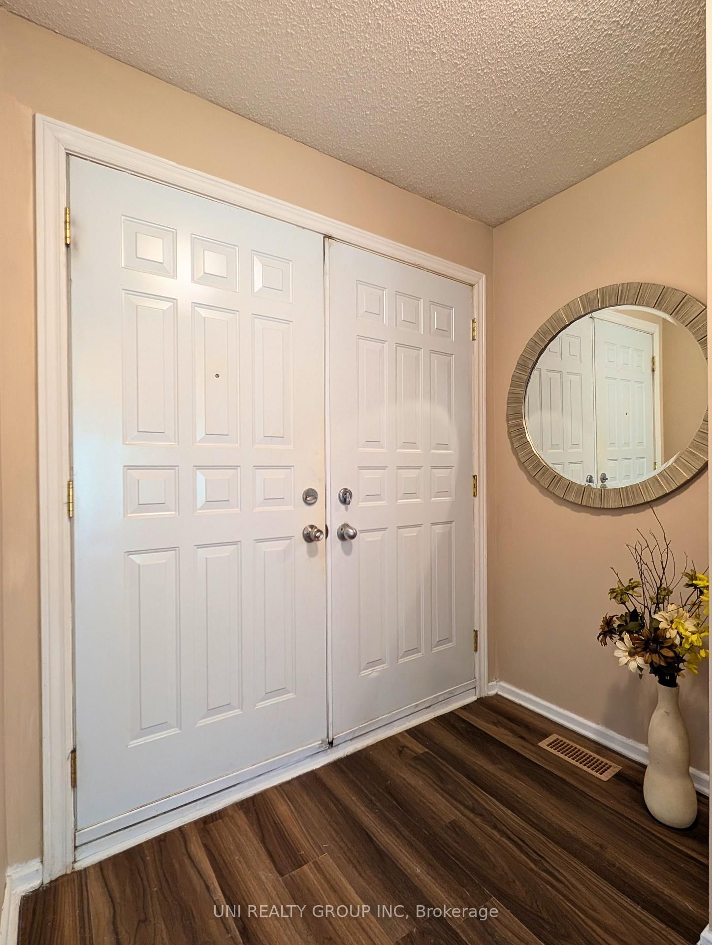 3290 Southgate Road • #166 • Ottawa, ON photo 3