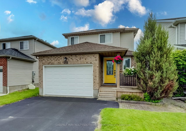 255 Highbrook Crescent W
