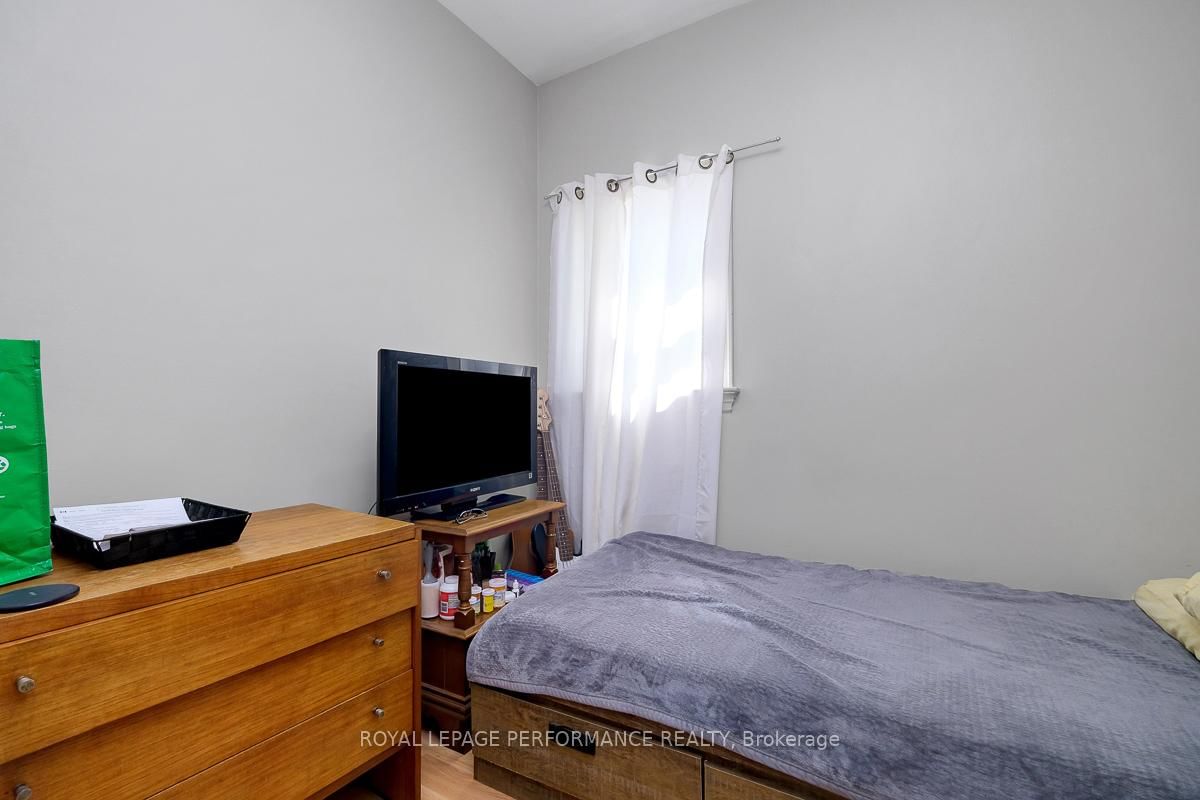 228 Carillon Street • Ottawa, ON photo 14