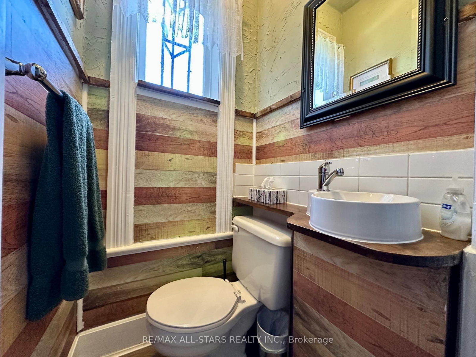 138 Colborne Street • Tweed, ON photo 15