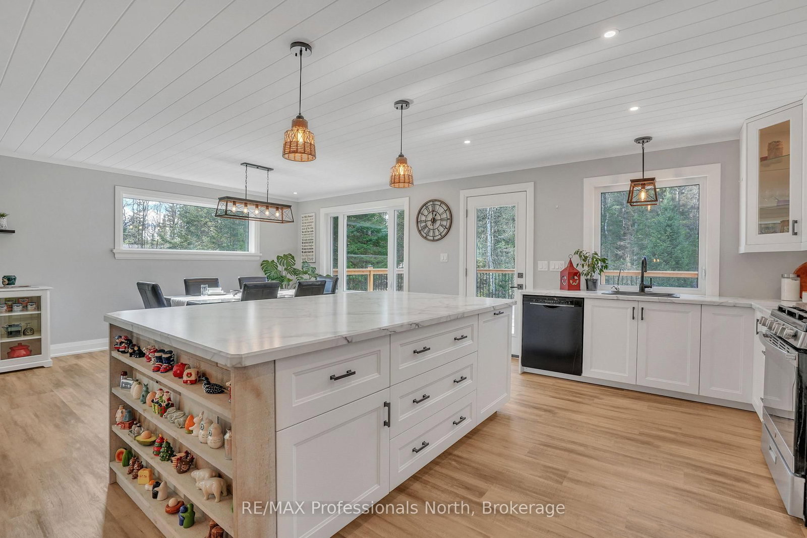 79 Mainhood Road • Huntsville, ON photo 15
