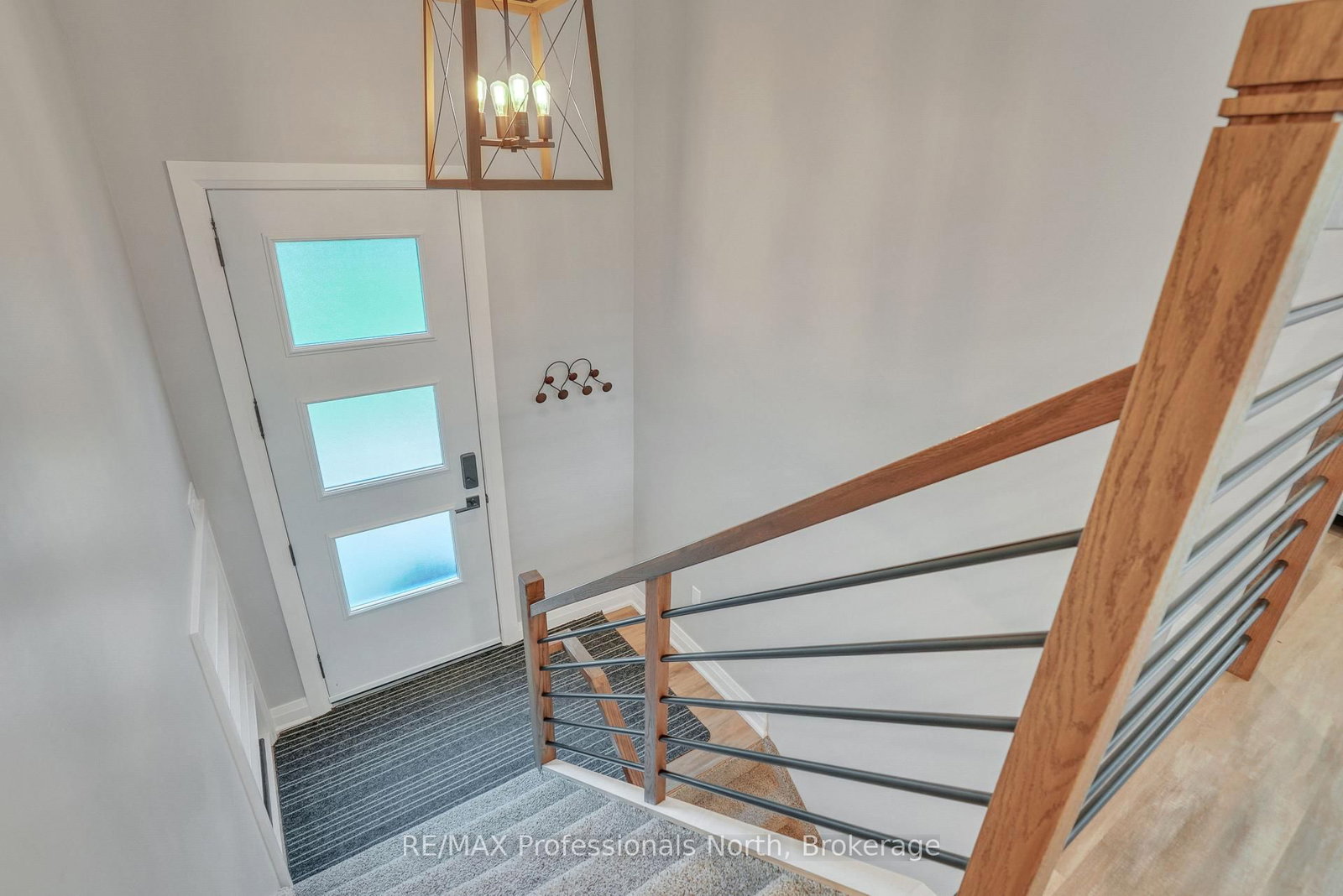 79 Mainhood Road • Huntsville, ON photo 5
