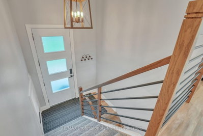 79 Mainhood Road • Huntsville, ON photo 5
