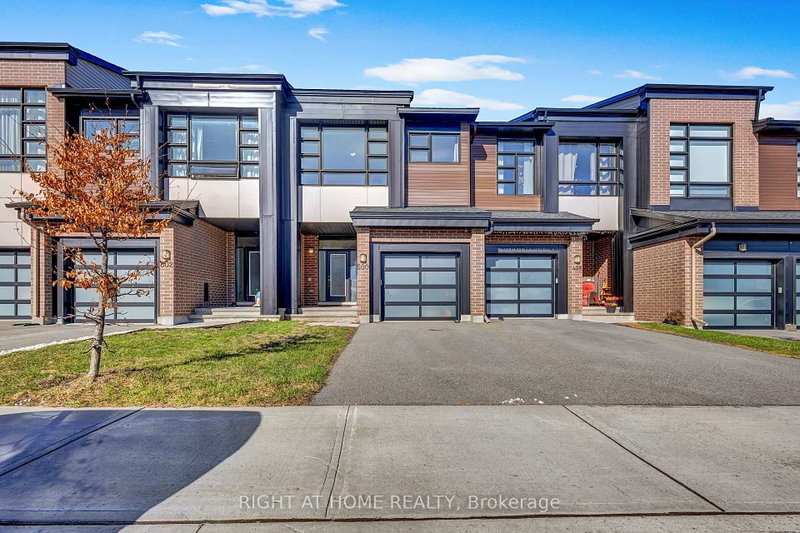 home for lease on 500 Triangle Street