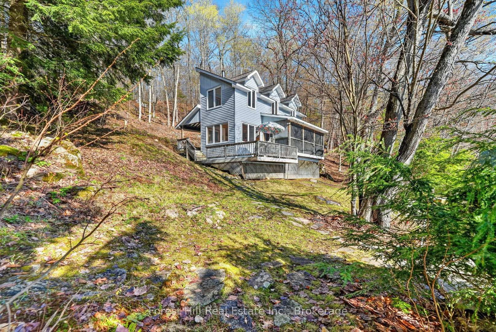10835 Raven Lake West Shore Township • Algonquin Highlands, ON photo 30
