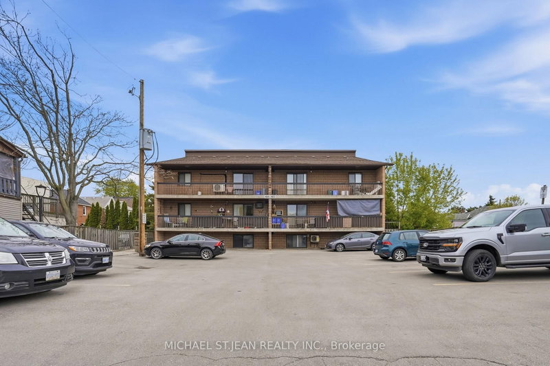 104 - 482 James Street N