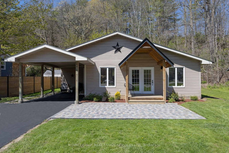 home for sale on 3533 Imperial Road