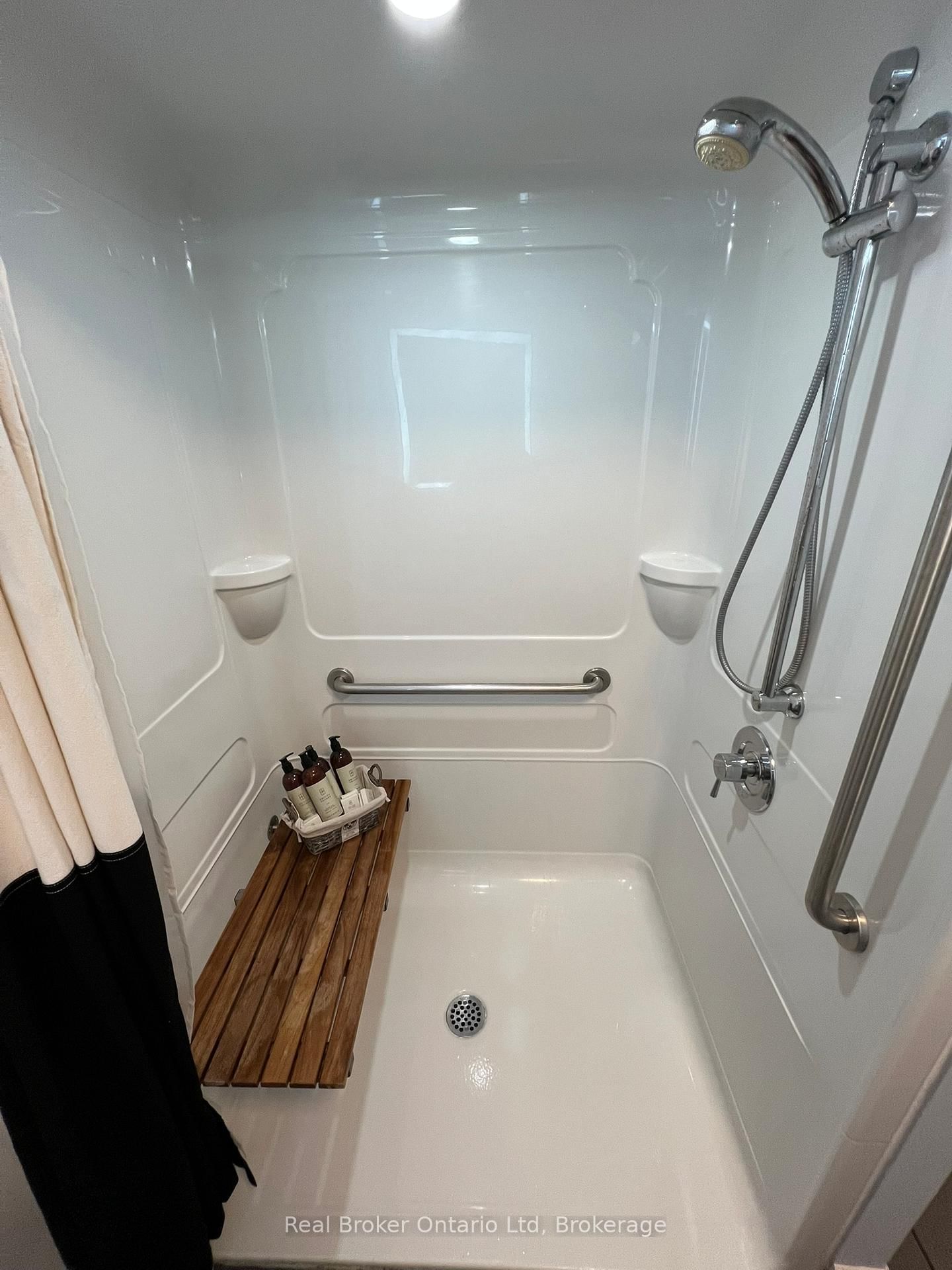 208 Second Avenue S • South Bruce Peninsula, ON photo 22