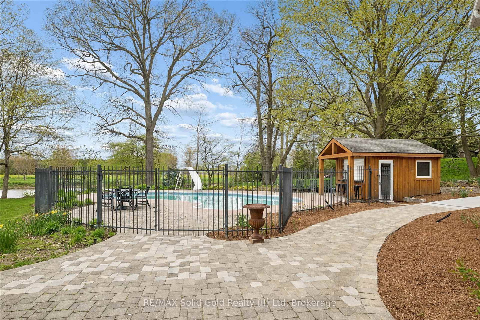 306 Golf Course Road • Woolwich, ON photo 37