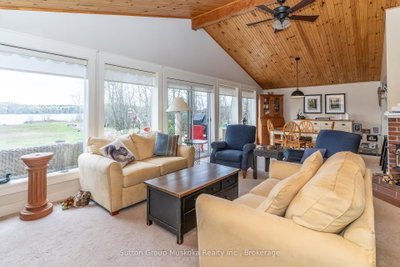 435 North Deer Lake Road • Huntsville, ON photo 5