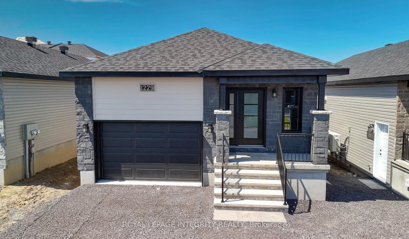 home for lease on 1229 Montblanc Crescent