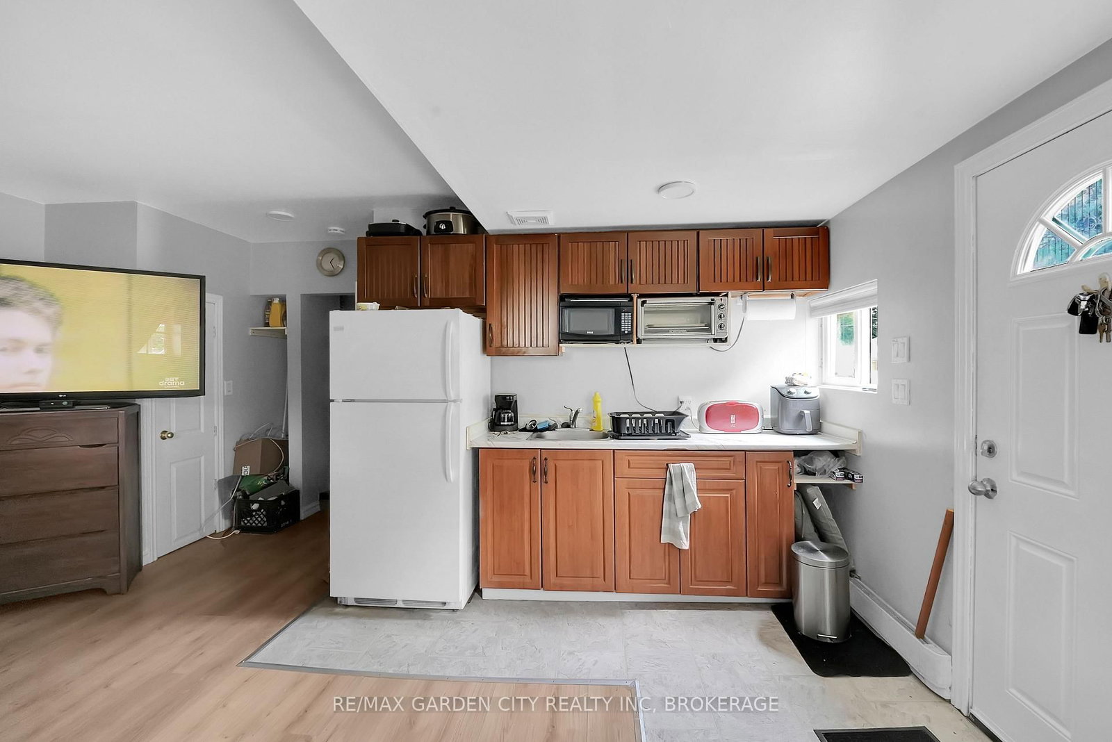 213 Geneva Street • St. Catharines, ON photo 19